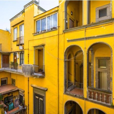 Appartamenti San Gregorio Armeno Napoli Bagian luar foto